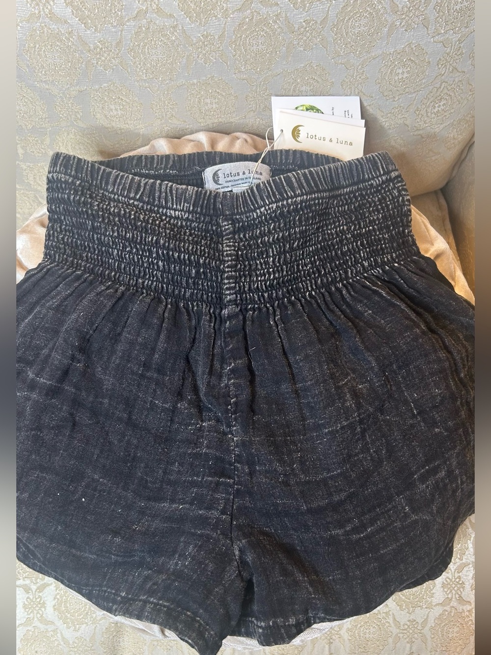 NWT Lotus & Luna Black Ruffle Waistband Cotton
Smocked Shorts BOHO vibes